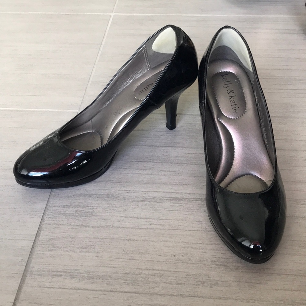 Black patent pumps
